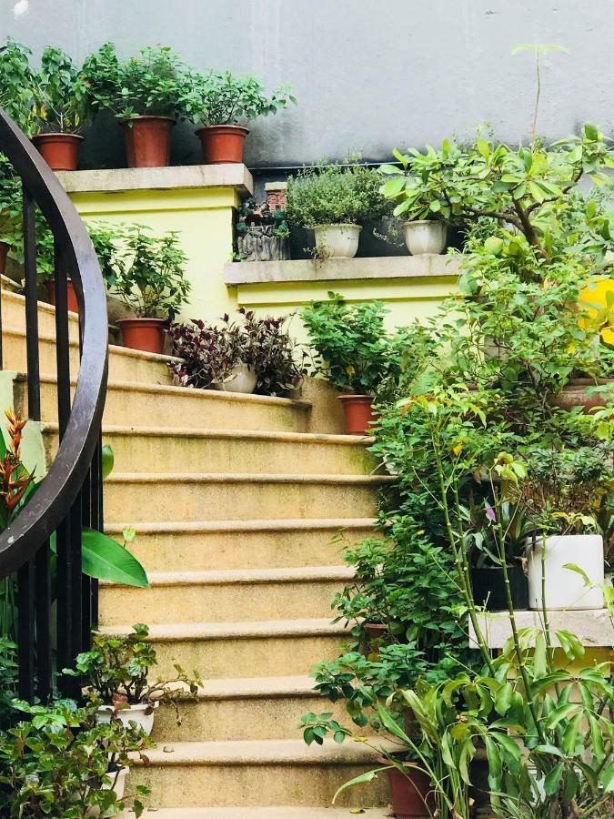 Alley Garden Homestay Hanoi Exterior photo